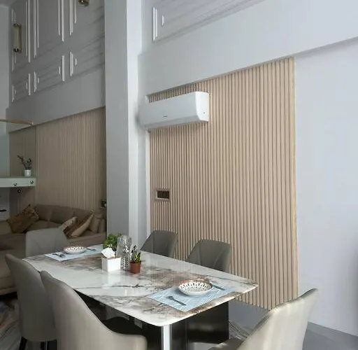 Penthouse Griha, Lazimpat * Katmandou